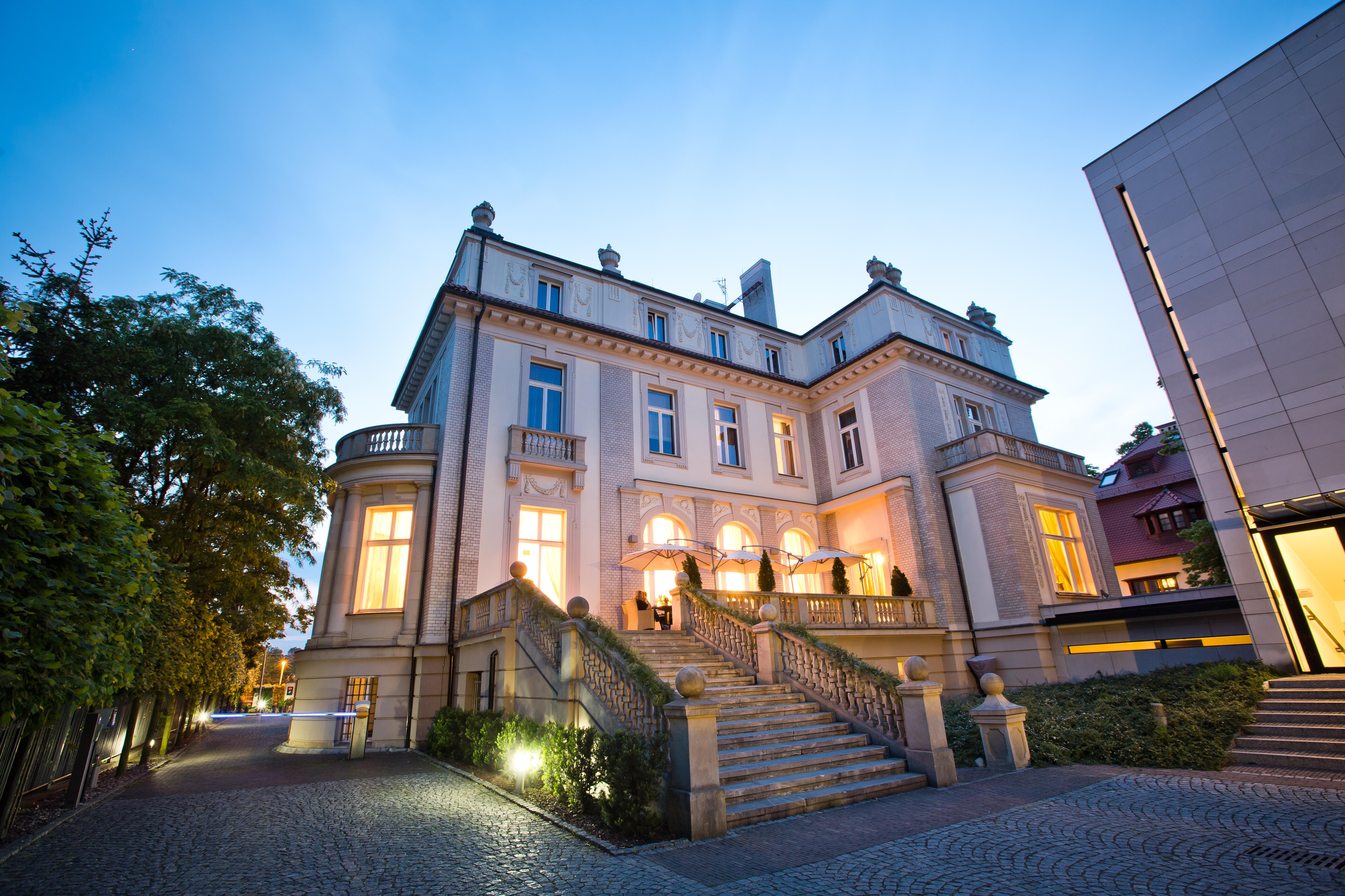Platinum Palace Boutique Hotel & Spa Wroclaw Exterior photo Villa Hügel